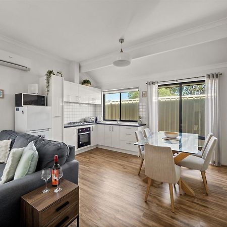 Tootys Place Margaret River Екстериор снимка